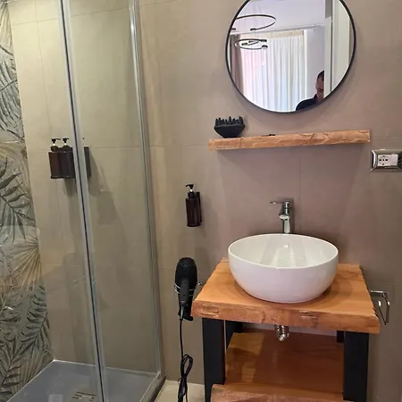 Aparthotel Resta Cu Mme A Chiaia