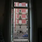 Resta Cu Mme A Chiaia Nyaraló Nápoly